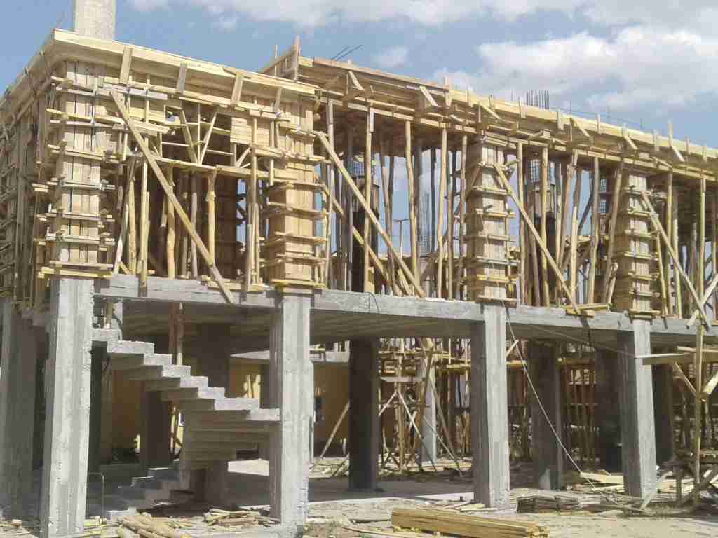 Bahçelerarası İnşaat Kalıpçısı